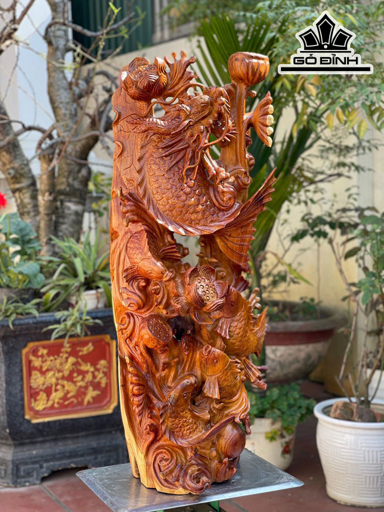 Tượng Cá Chép Hóa Rồng Gỗ Hương Cao 96 Ngang 45 Sâu 33 (cm)