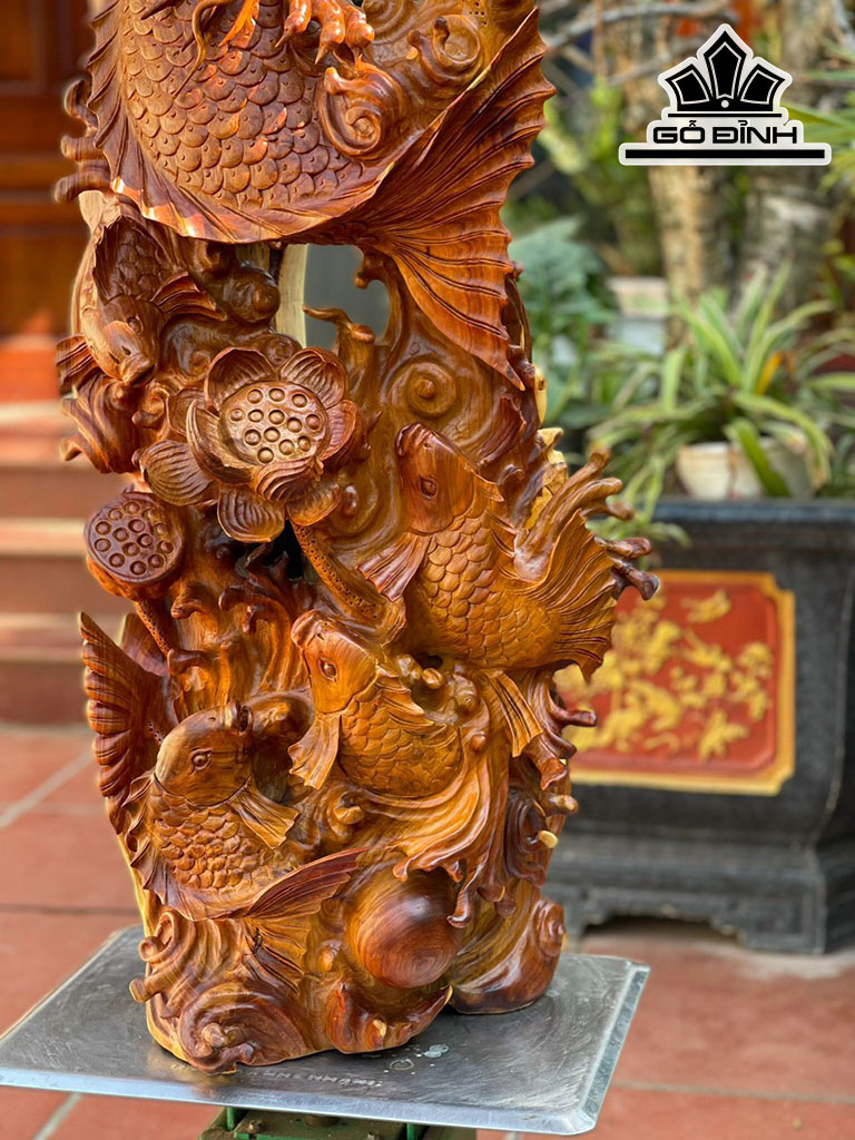 Tượng Cá Chép Hóa Rồng Gỗ Hương Cao 96 Ngang 45 Sâu 33 (cm)