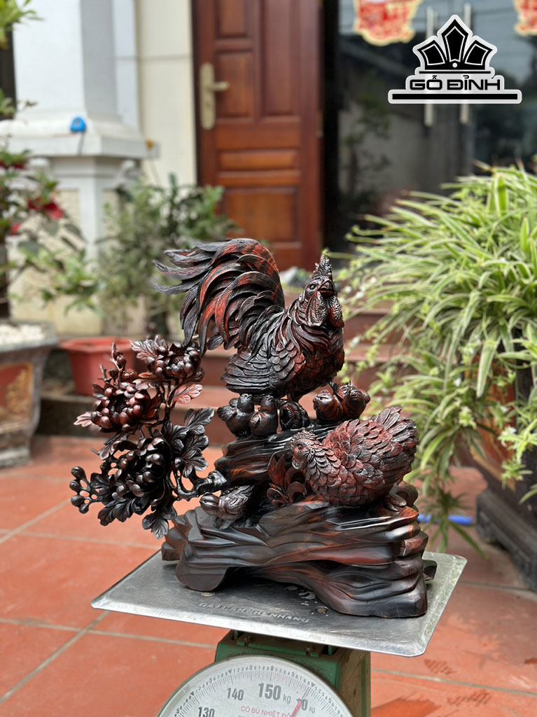 Tượng Gia Đình Gà Gỗ Trắc Cao 47 Ngang 48 Sâu 28 (cm)
