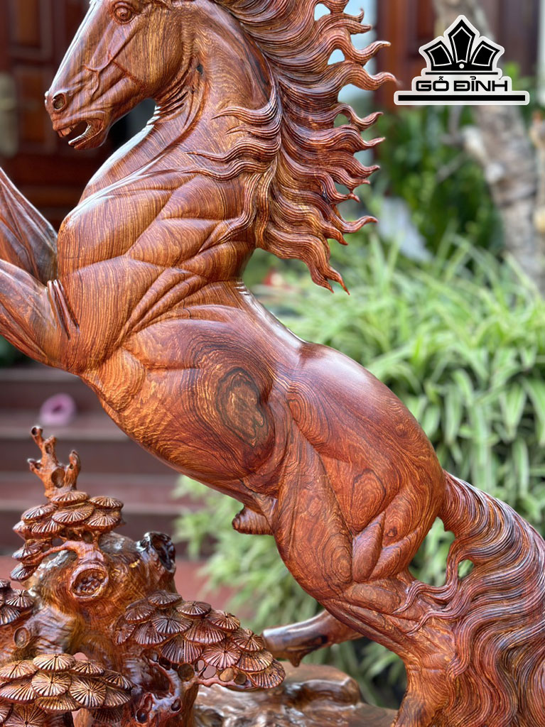 Tượng Ngựa Phong Thủy (Nhất Mã Phi Thiên) Gỗ Hương Cao 89 Ngang 73 Sâu 32 (cm)