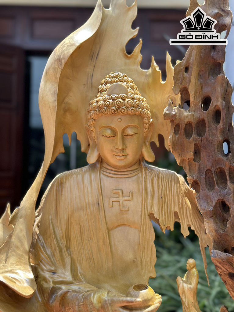 Tượng Nhất Tâm Bái Phật Gỗ Dổi Cao 110 Ngang 60 Sâu 20 (cm)