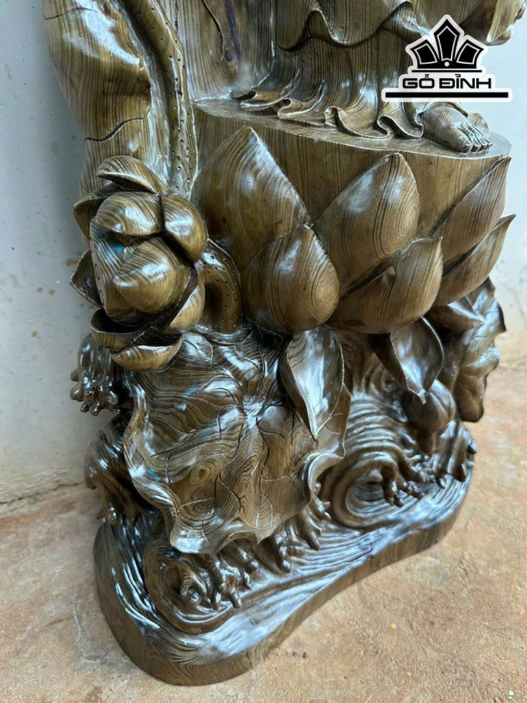 Tượng Phật Bà Quan Âm Gỗ Thủy Tùng Cao 100 Ngang 35 Sâu 20 (cm)