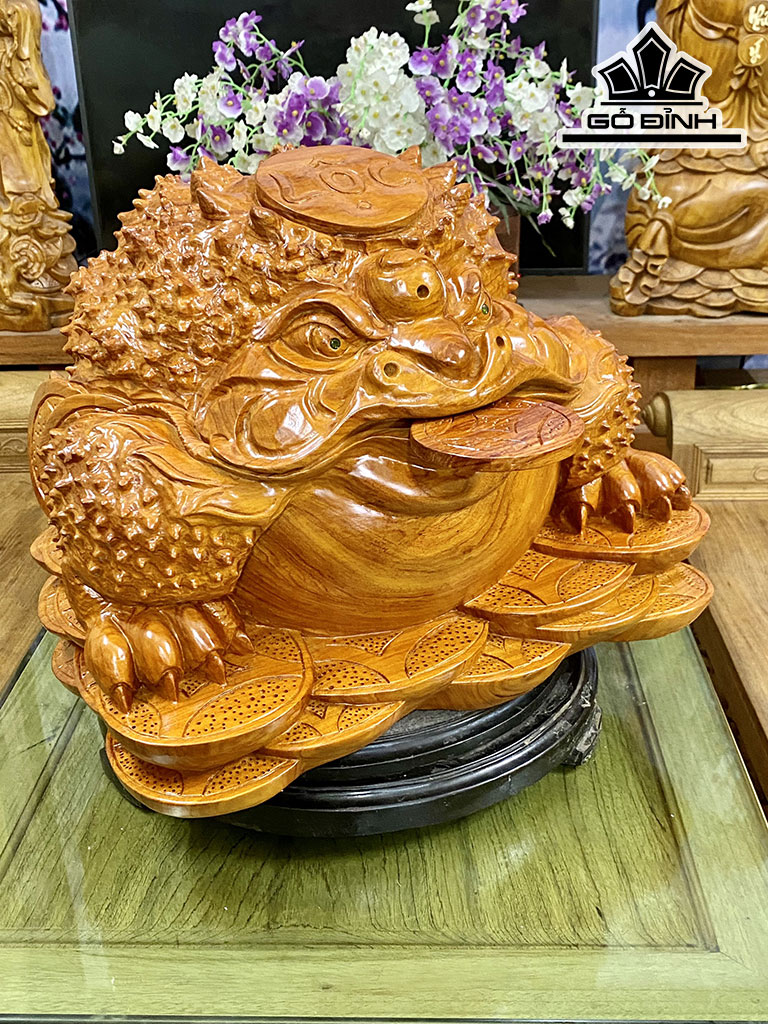 Tượng Cóc Ngậm Tiền Gỗ Hương Cao 34 Ngang 48 Sâu 32 (cm)