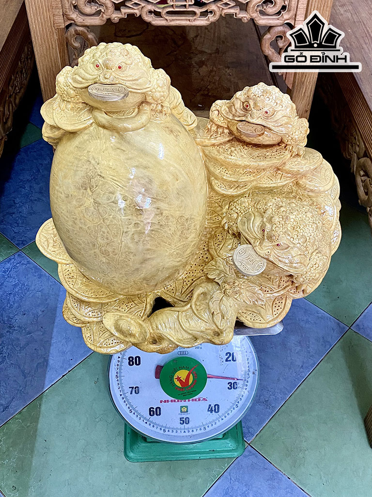 Tượng Tam Cóc Chấn Bình Gỗ Nu Nghiến Cao 42 Ngang 50 Sâu 36 (cm)