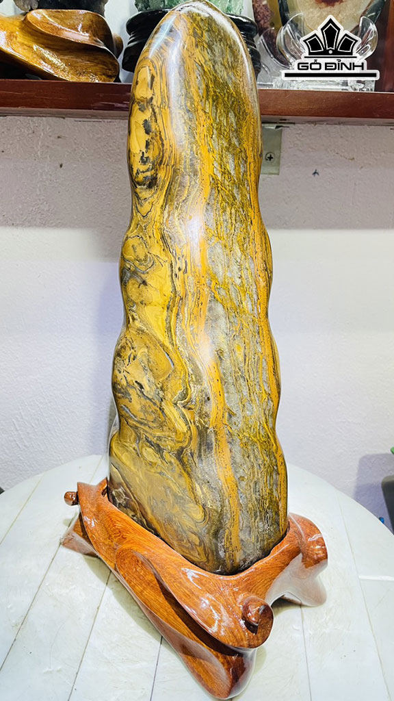 Tác Phẩm Đá Mắt Hổ Cao 42 Ngang 15 (cm) 8kg