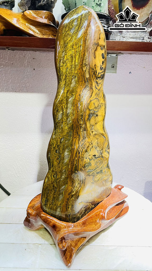 Tác Phẩm Đá Mắt Hổ Cao 42 Ngang 15 (cm) 8kg