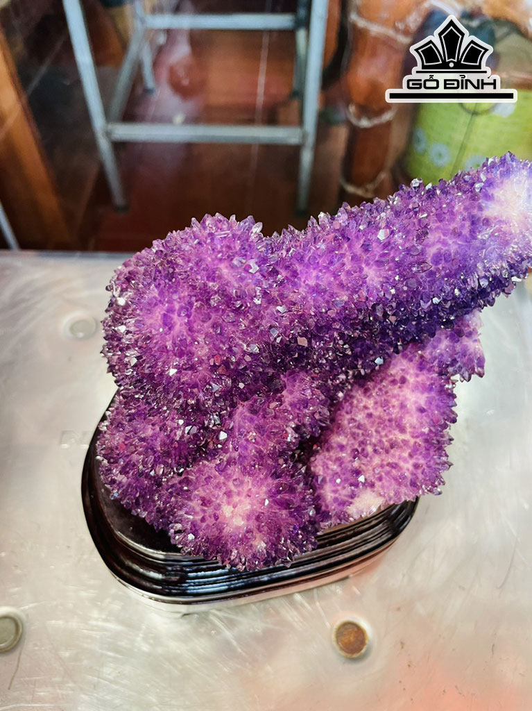 Tinh Thể Đá Thạch Anh Tím Cao 20 Ngang 15 (cm) 2,5kg