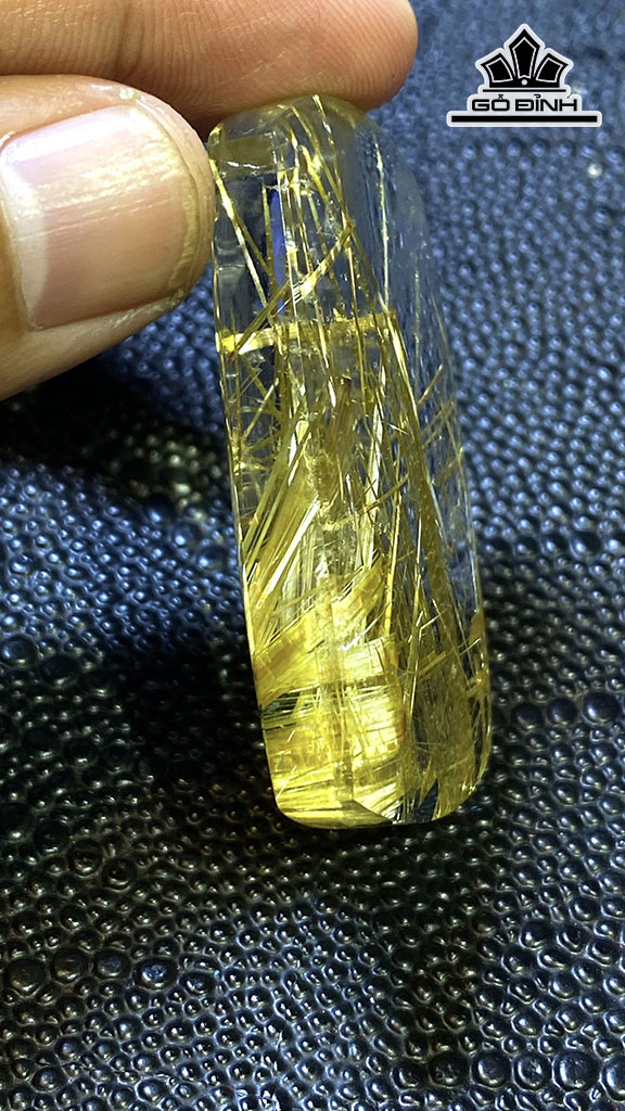 Mặt Dây Chuyền Đá Thạch Anh Tóc Vàng Cao 52 Ngang 32 Sâu 11 (mm) 38,6gr