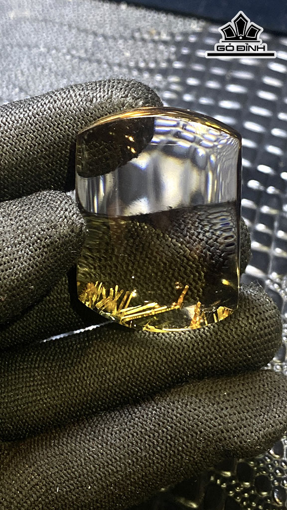 Mặt Trơn Hoa Thị Đá Thạch Anh Tóc Vàng Cao 42,4 Ngang 31 Sâu 15 (mm) 36gr