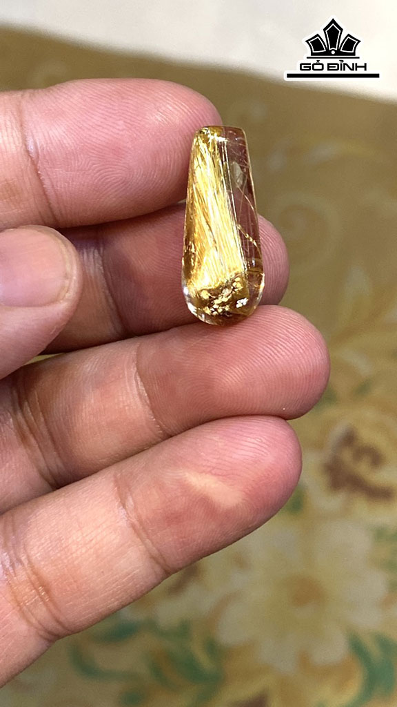 Trụ Đá Thạch Anh Tóc Vàng Cao 24 Ngang 9 Sâu 9 (mm) 3,3gr