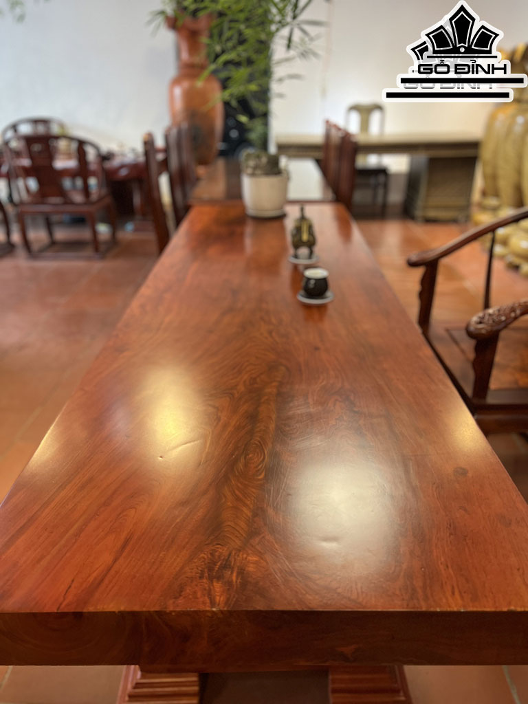 Bàn Trà Gỗ Hương Ngang 238 Cao 76 Sâu 10 (cm)