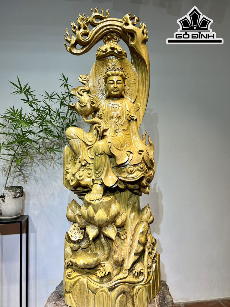 Tượng Phật Bà Quan Âm Gỗ Cẩm Vàng Cao 175 Ngang 60 Sâu 30 (cm)