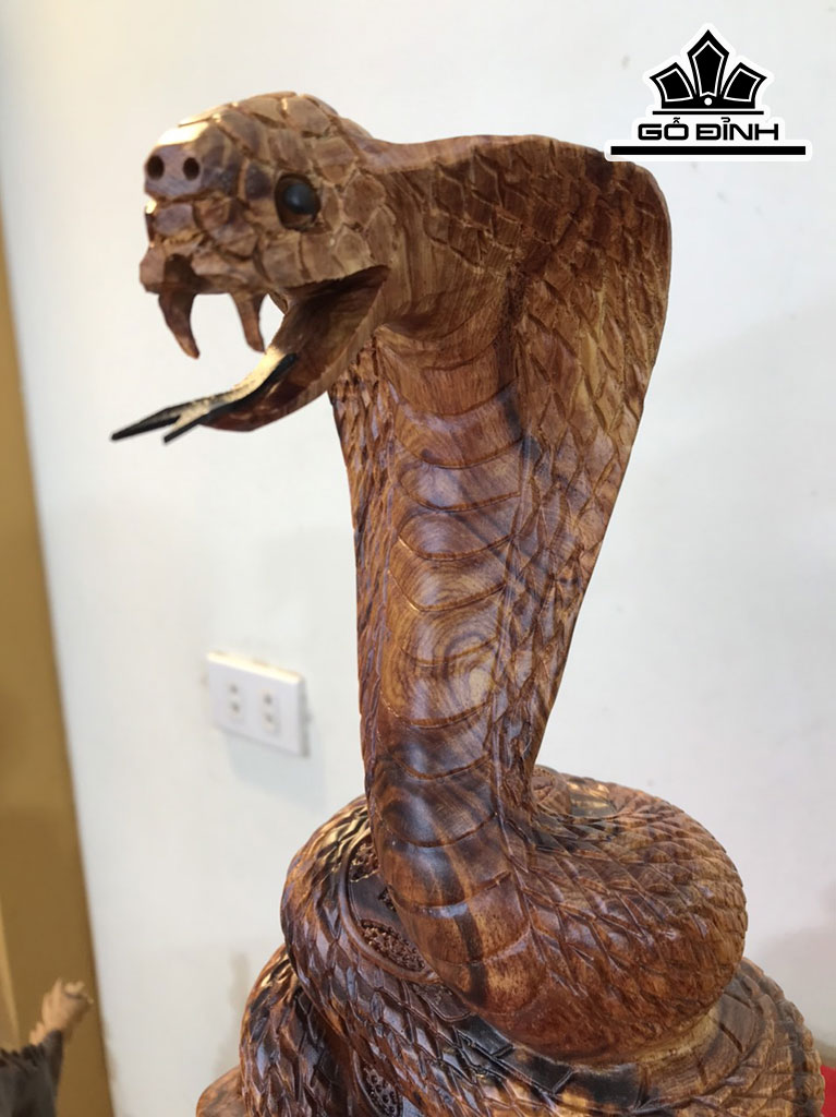 Tượng Rắn Phong Thủy Gỗ Cẩm Cao 41 Ngang 28 Sâu 17 (cm)