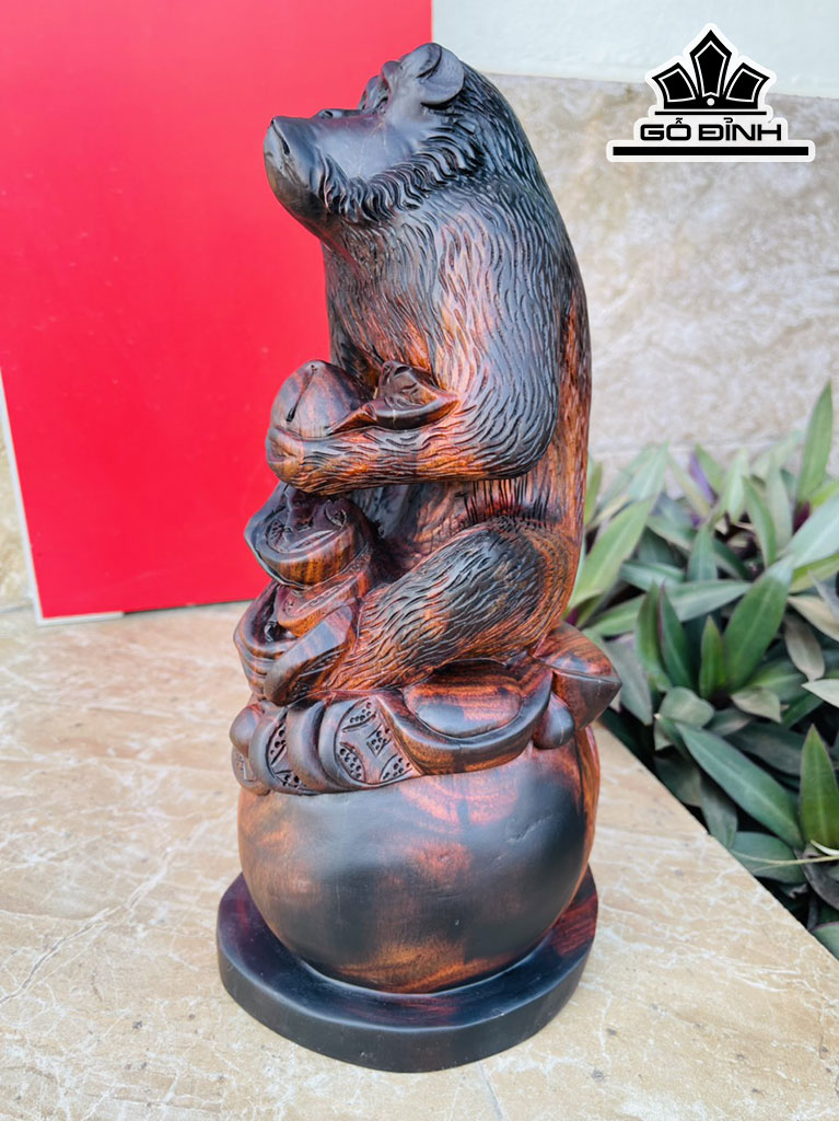 Tượng Khỉ Gỗ Trắc Cao 33 Ngang 17 Sâu 16 (cm)
