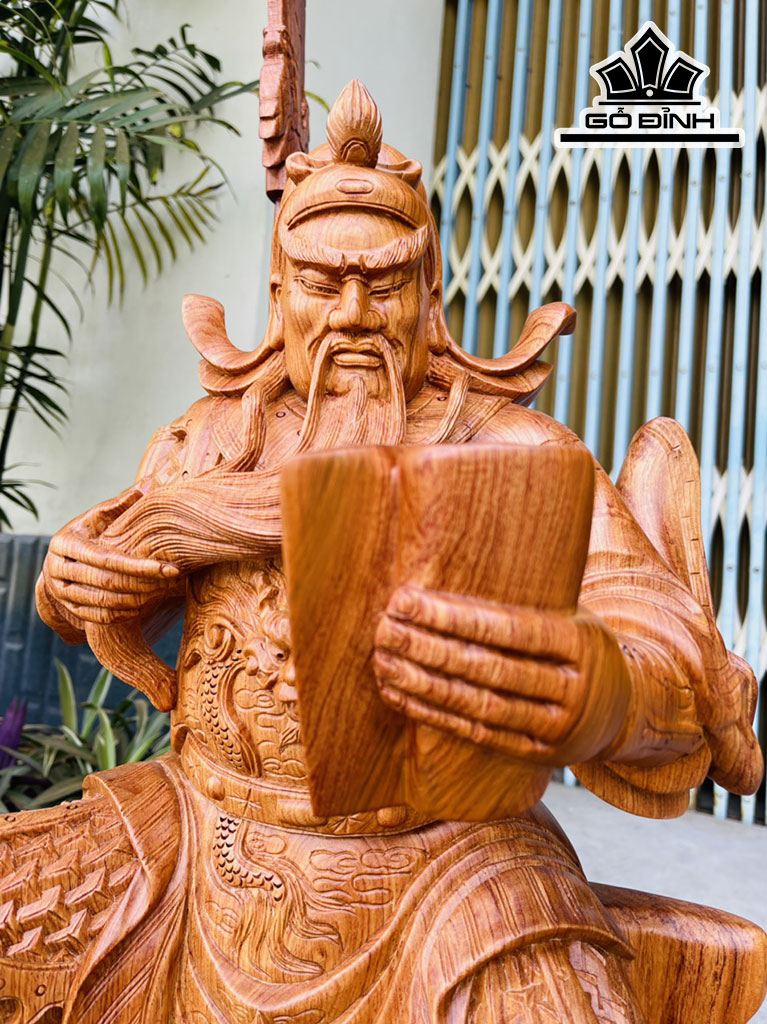 Tượng Quan Công Gỗ Hương Cao 70 Ngang 36 Sâu 23 (cm)