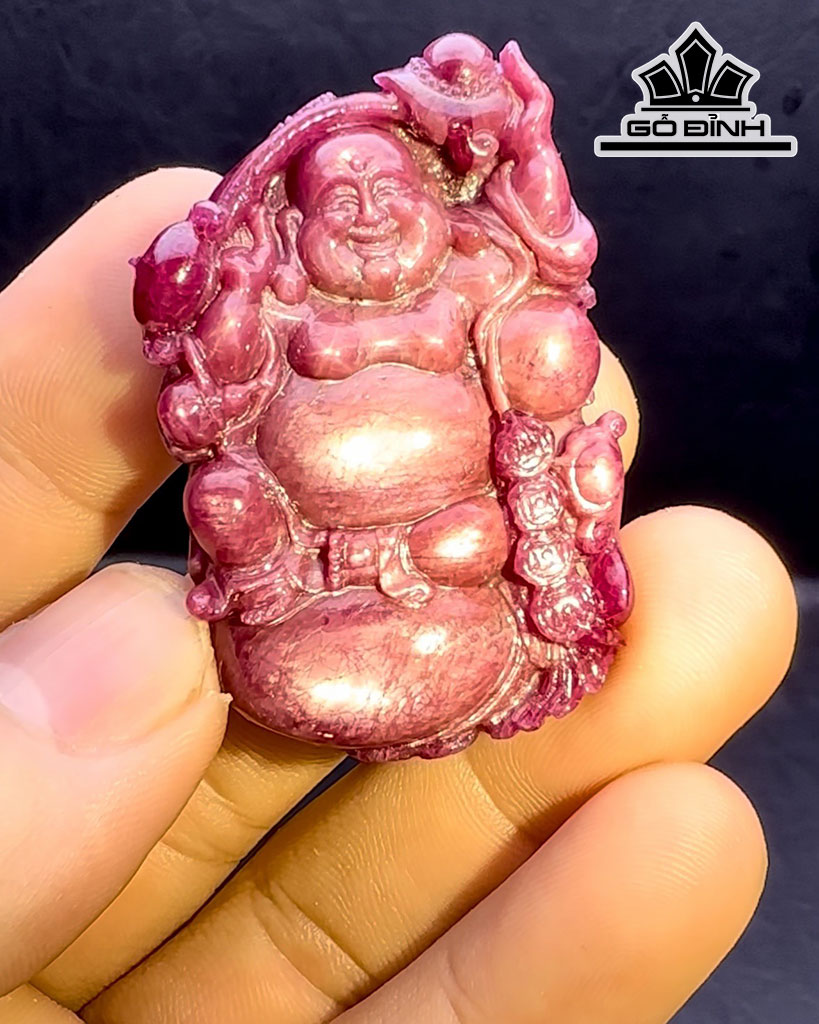 Mặt Dây Chuyền Di Lặc Đá Ruby Cao 50,8 Ngang 33 Sâu 8,9 (mm) 185,5cts