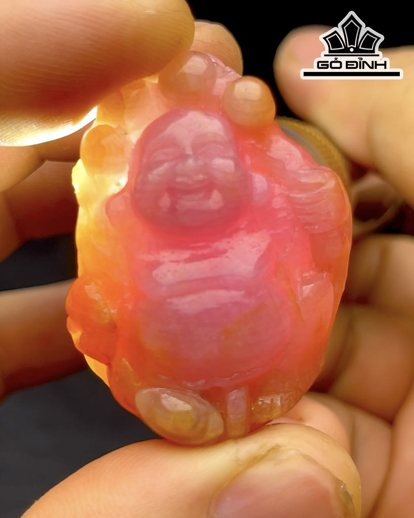 Mặt Dây Chuyền Di Lặc Đá Sapphire Cao 41,8 Ngang 29,6 Sâu 16,5 (mm) 182,6cts