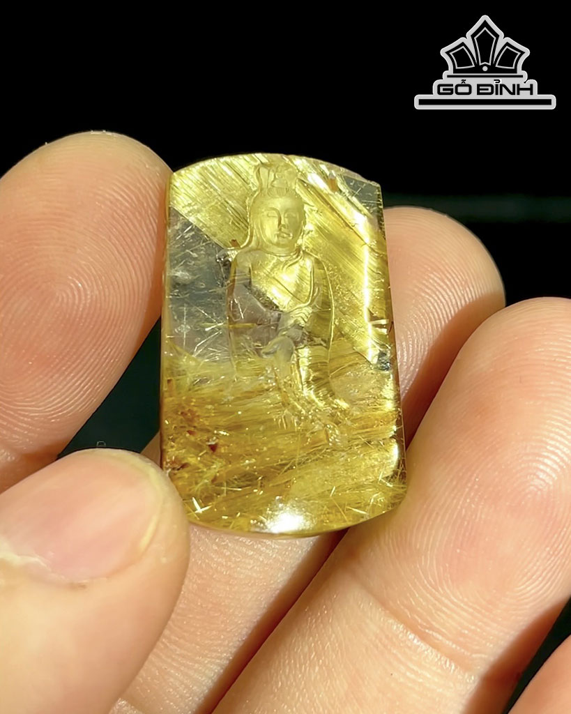 Mặt Dây Chuyền Quan Âm Đá Thạch Anh Tóc Vàng Cao 30,8 Ngang 19,5 Sâu 6,3 (mm) 32,6cts