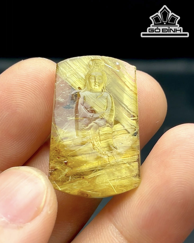 Mặt Dây Chuyền Quan Âm Đá Thạch Anh Tóc Vàng Cao 30,8 Ngang 19,5 Sâu 6,3 (mm) 32,6cts