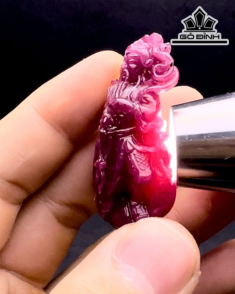 Mặt Dây Chuyền Quan Thánh Đá Ruby Cao 50 Ngang 35 Sâu 17,6 (mm) 195,8cts