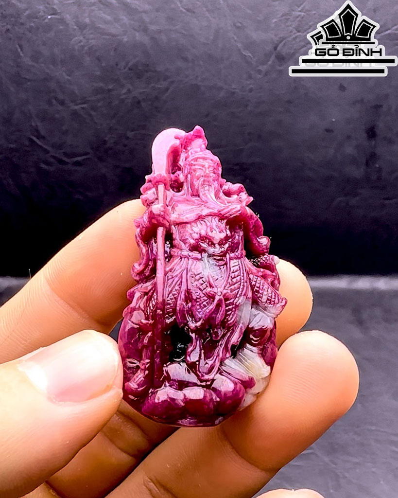 Mặt Dây Chuyền Quan Thánh Đá Ruby Cao 55,5 Ngang 30,5 Sâu 11,2 (mm) 162,8cts