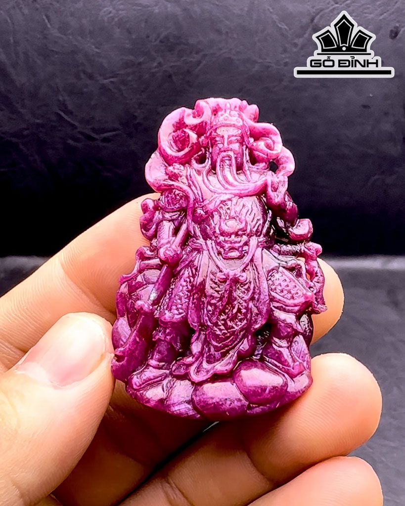 Mặt Dây Chuyền Quan Thánh Đá Ruby Cao 62,8 Ngang 39,5 Sâu 9,3 (mm) 176cts