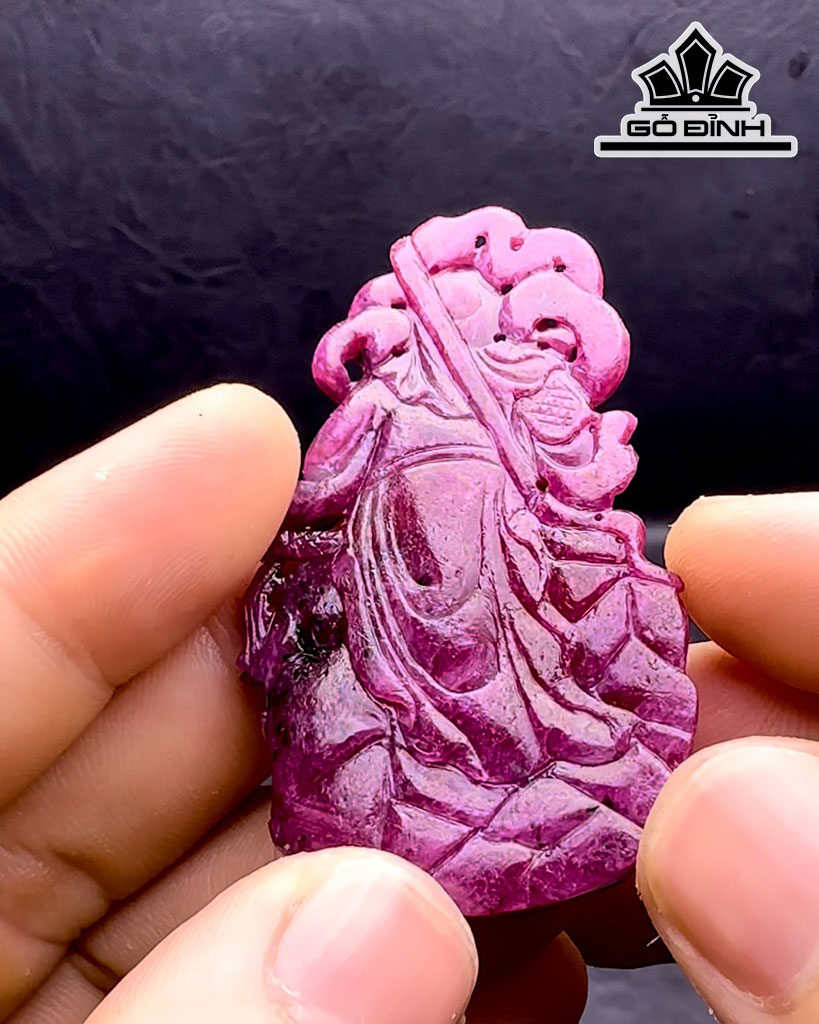 Mặt Dây Chuyền Quan Thánh Đá Ruby Cao 62,8 Ngang 39,5 Sâu 9,3 (mm) 176cts