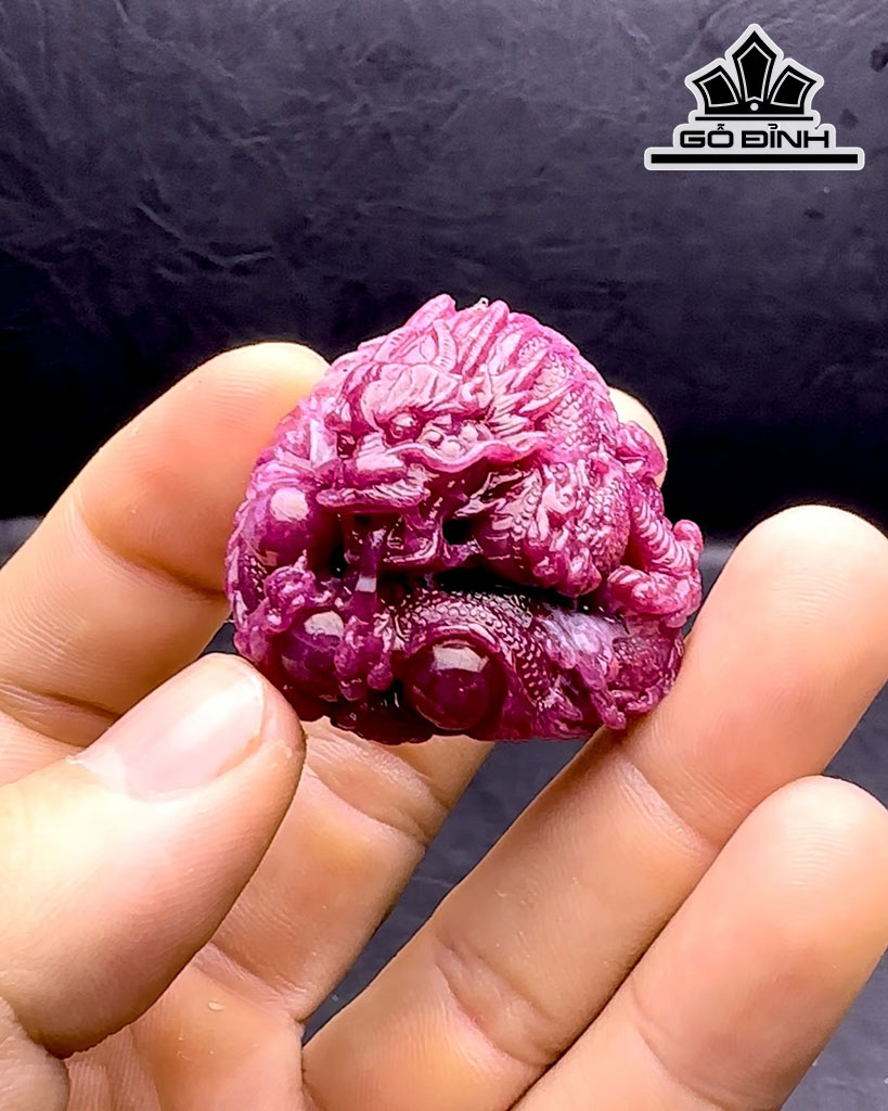 Rồng Đá Ruby Cao 30,3 Ngang 41,8 Sâu 25 (mm) 268,8cts