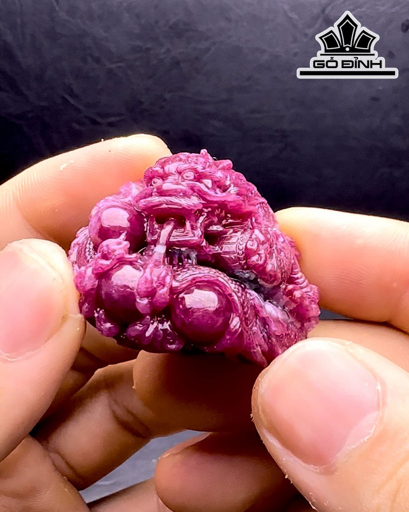Rồng Đá Ruby Cao 30,3 Ngang 41,8 Sâu 25 (mm) 268,8cts