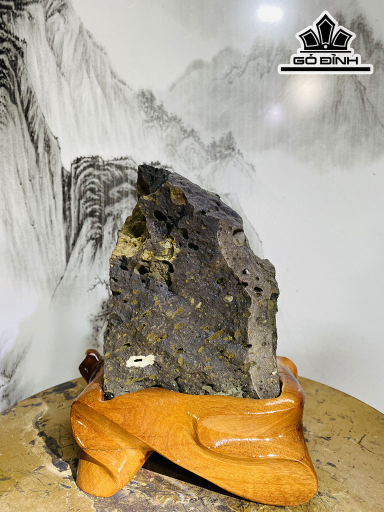 Bông Hoa Ưu Đàm Đá Trầm Tích Cao 22 Ngang 17 (cm) 2,8kg