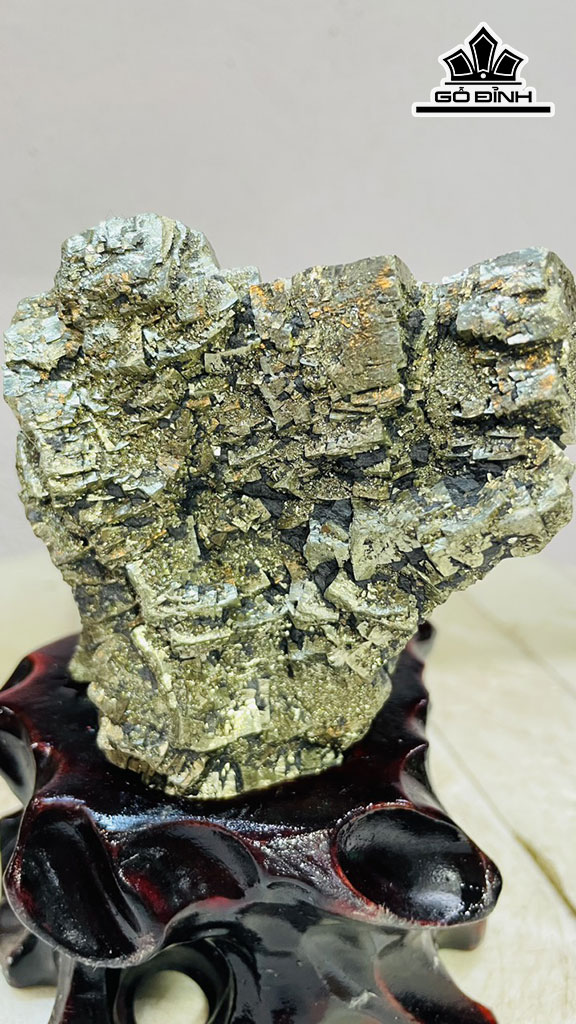 Tinh Thể Đá Pyrite Cao 15 Ngang 9 (cm) 1,2kg