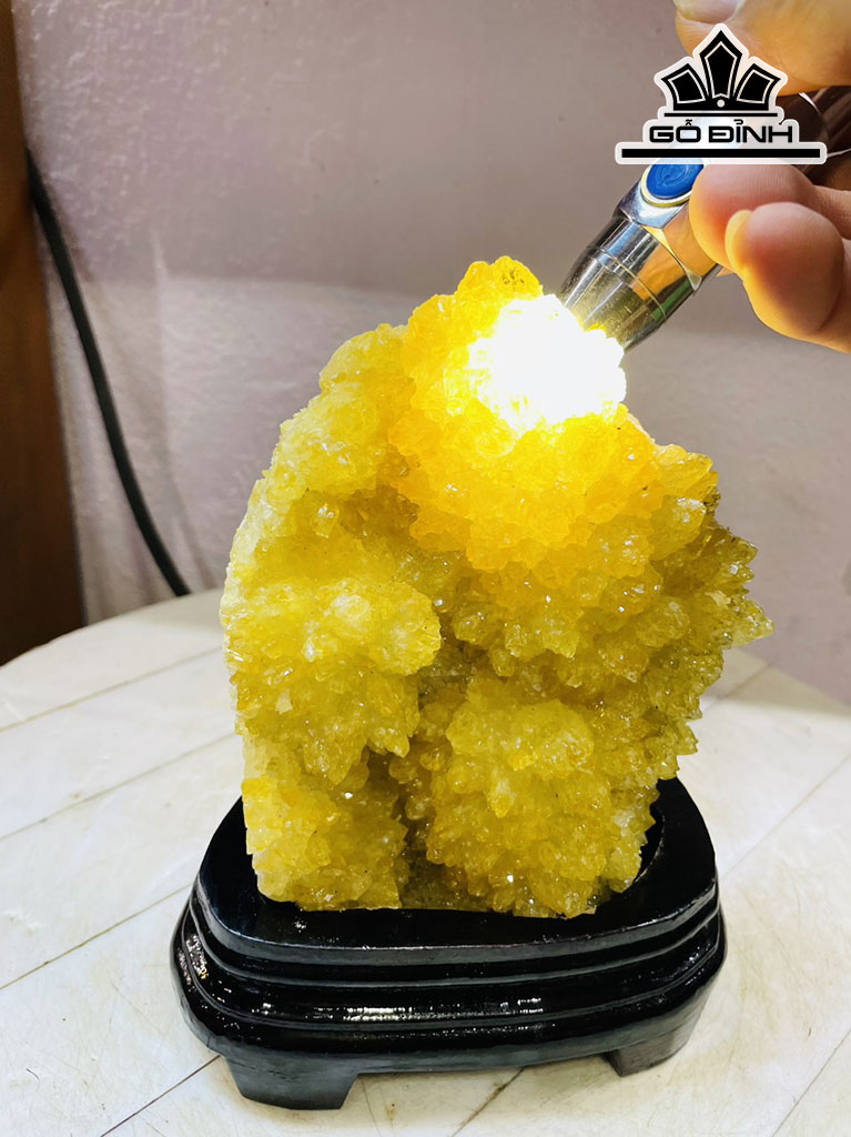 Tinh Thể Đá Thạch Anh Vàng Cao 20 Ngang 12 (cm) 1,5kg