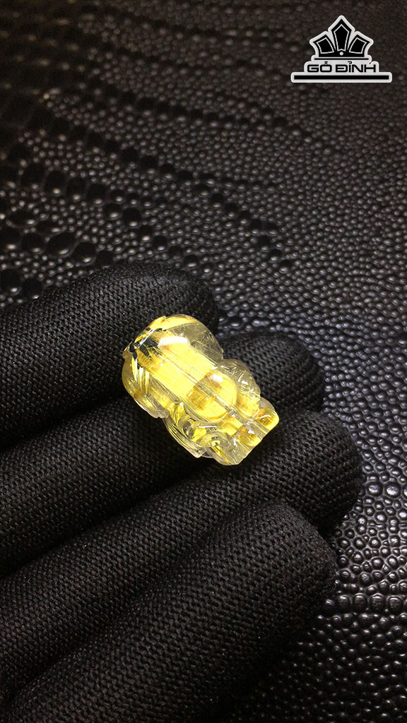 Tỳ Hưu Đá Thạch Anh Tóc Vàng Cao 22,8 Ngang 14,6 Sâu 13,2 (mm) 8,7gr