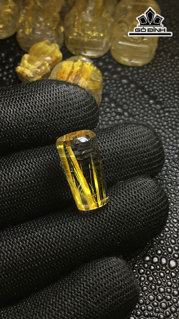 Trụ Đá Thạch Anh Tóc Vàng Cao 19,3 Ngang 10,4 (mm) 3,8gr