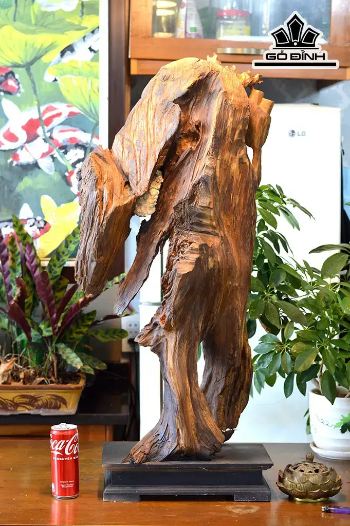 Tượng Đạt Ma Sư Tổ Gỗ Lũa Bách Xanh Cao 91 Ngang 36 Sâu 20 (cm)