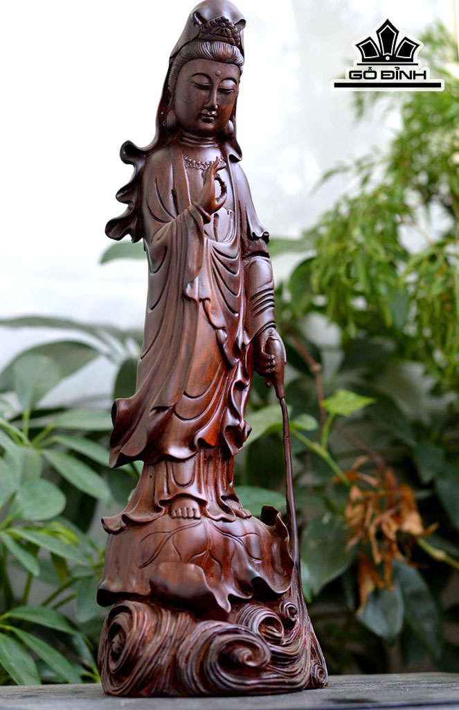 Tượng Phật Bà Quan Âm Gỗ Trắc Cao 34 Ngang 12 Sâu 10 (cm)