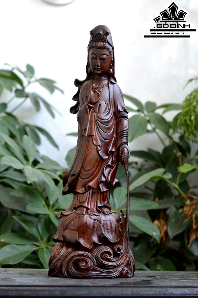 Tượng Phật Bà Quan Âm Gỗ Trắc Cao 34 Ngang 12 Sâu 10 (cm)