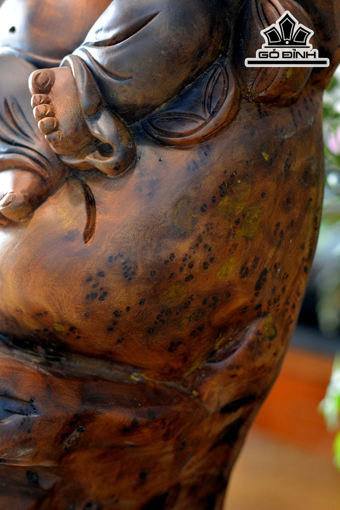 Tượng Phật Di Lặc Gỗ Nu Xá Xị Cao 79 Ngang 55 Sâu 20 (cm)