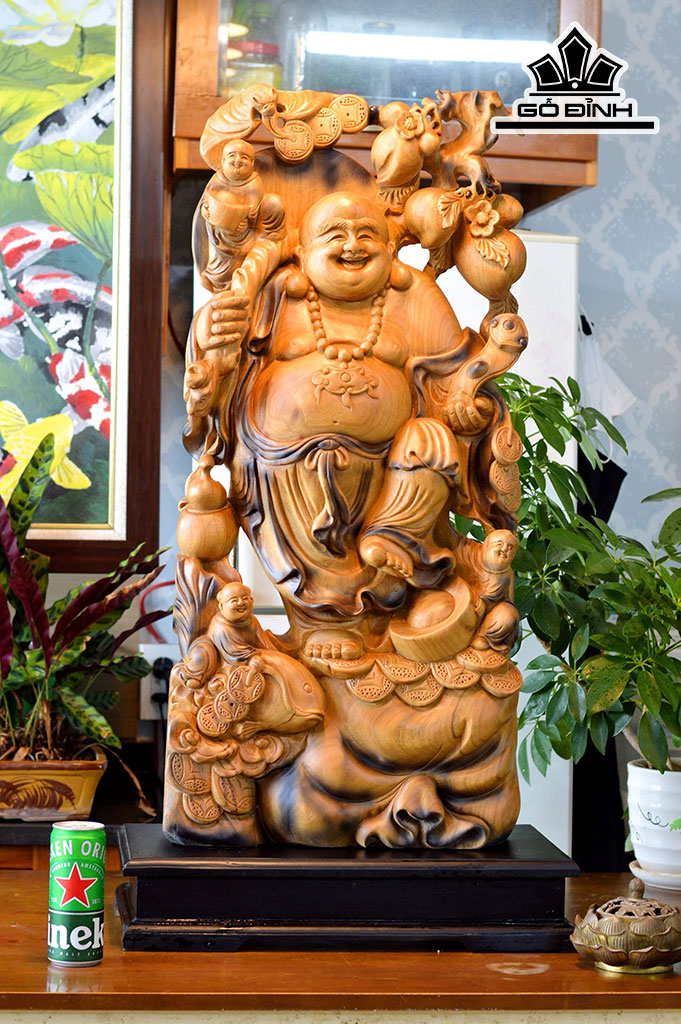 Tượng Phật Di Lặc Tam Phúc Gỗ Bách Xanh Cao 95 Ngang 38 Sâu 16 (cm)