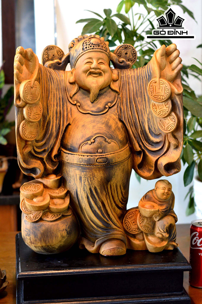 Tượng Thần Tài Gỗ Xá Xị Cao 55 Ngang 35 Sâu 18 (cm)