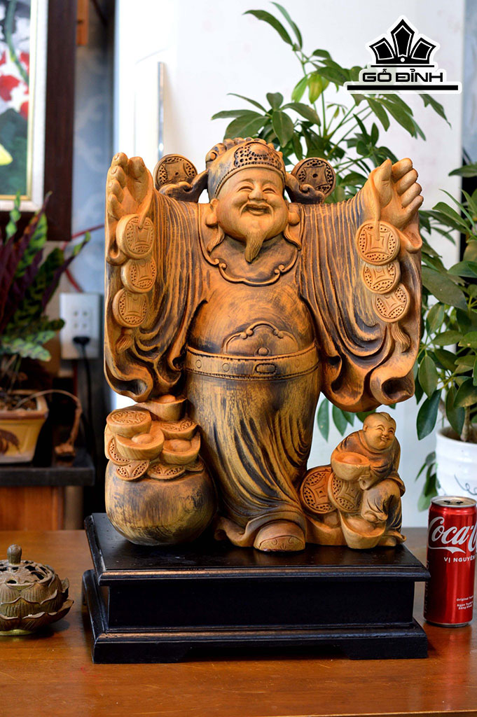 Tượng Thần Tài Gỗ Xá Xị Cao 55 Ngang 35 Sâu 18 (cm)
