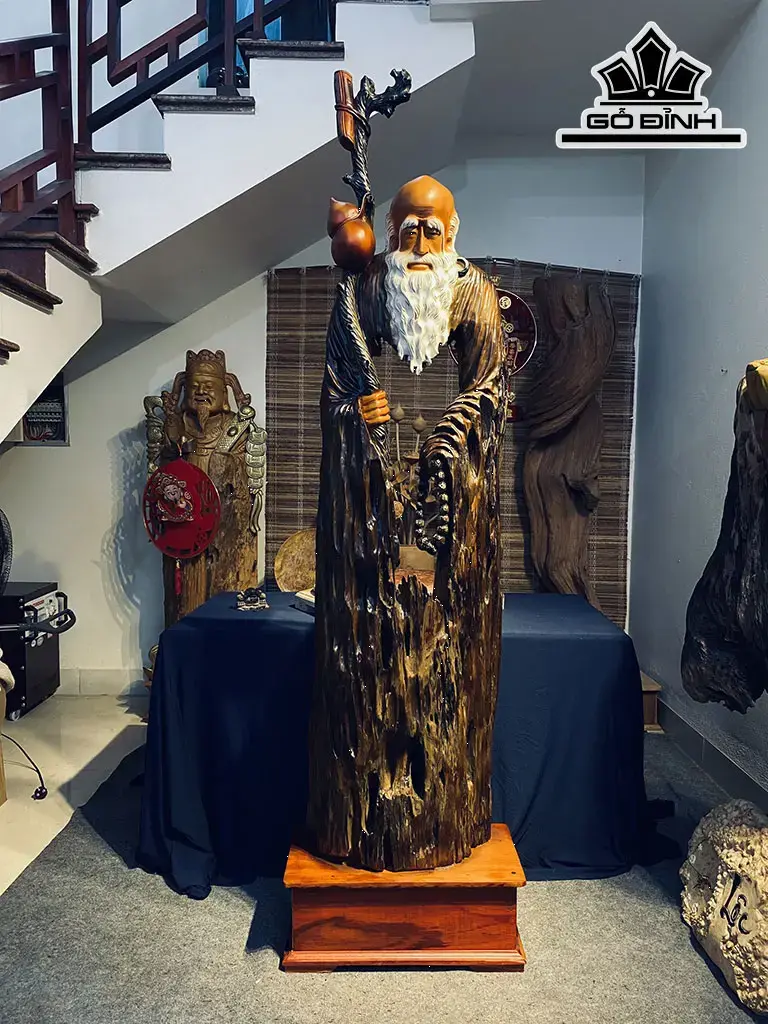 Tượng Đạt Ma Sư Tổ Gỗ Dổi Cao 186 Ngang 45 Sâu 20 (cm)