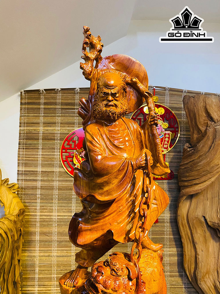 Tượng Đạt Ma Sư Tổ Gỗ Hương Cao 95 Ngang 40 Sâu 25 (cm)