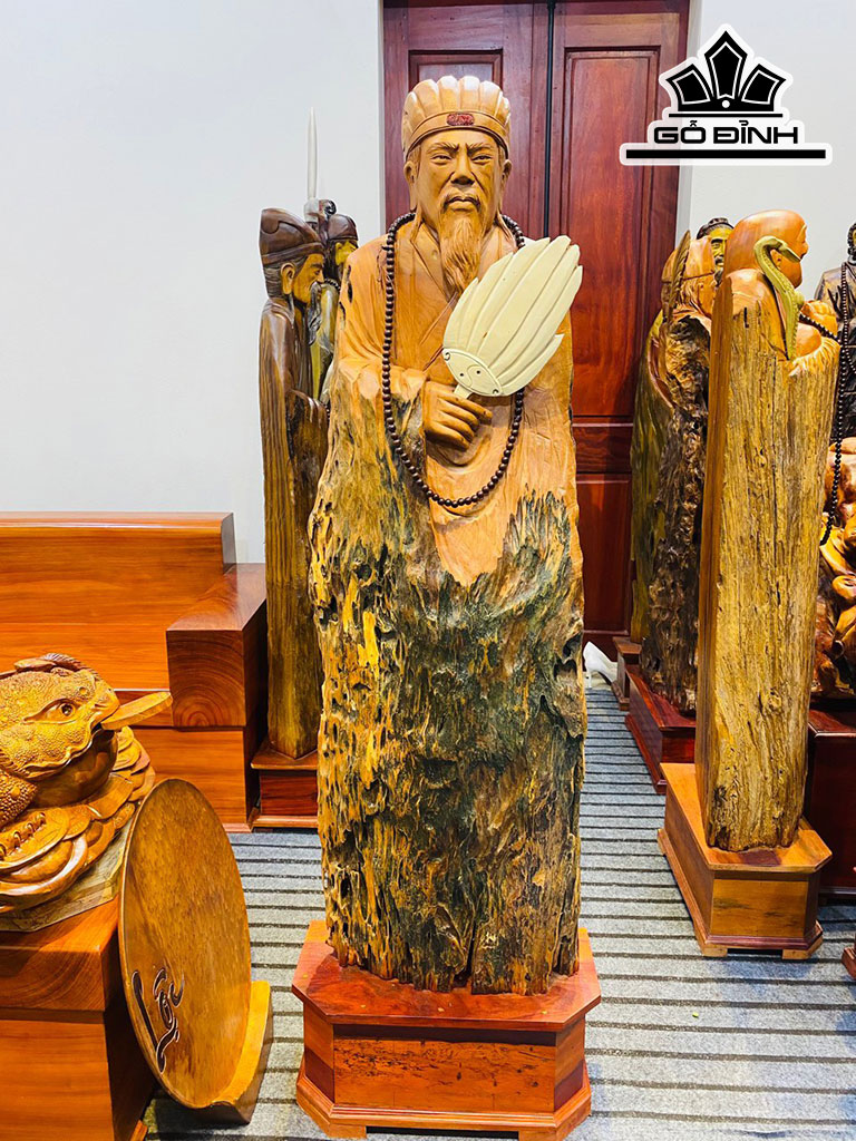 Tượng Gia Cát Lượng Gỗ Hương Cao 150 Ngang 45 Sâu 20 (cm)