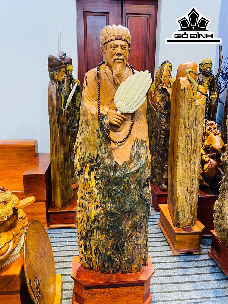 Tượng Gia Cát Lượng Gỗ Hương Cao 150 Ngang 45 Sâu 20 (cm)