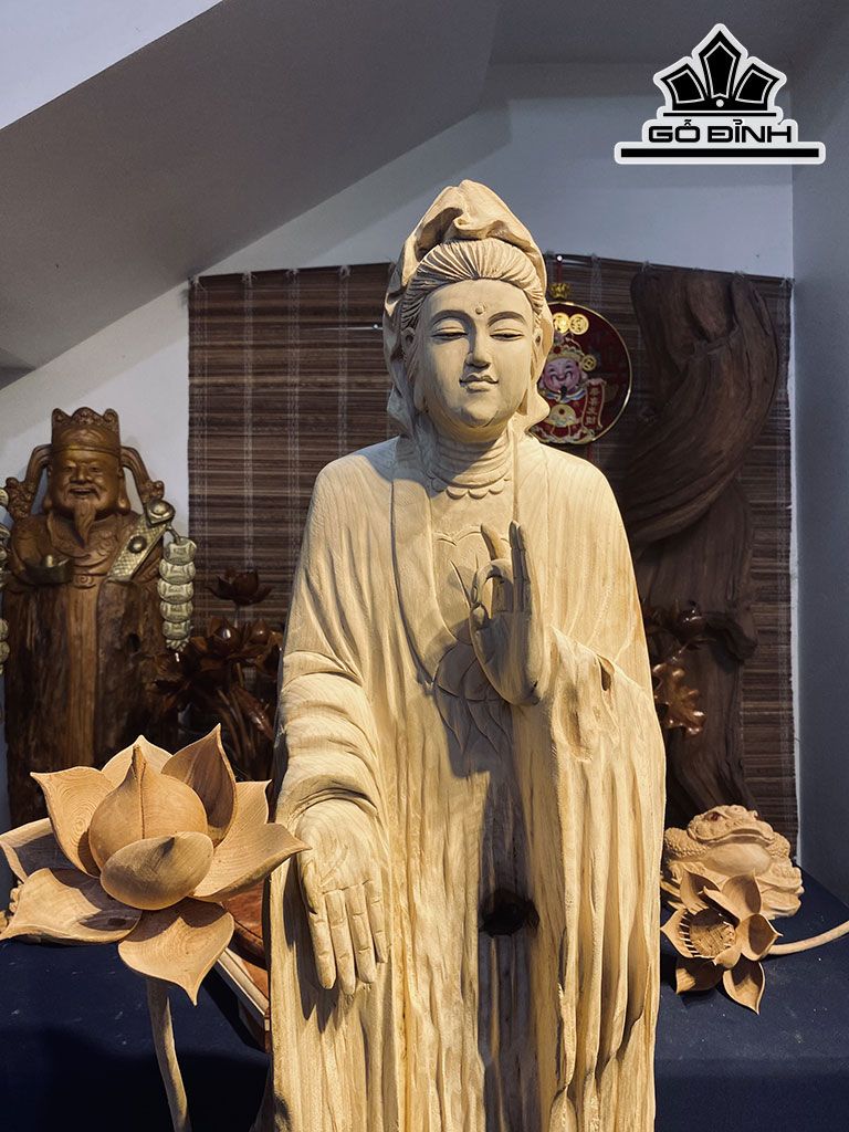 Tượng Phật Bà Quan Âm Gỗ Dổi Cao 138 Ngang 38 Sâu 20 (cm)