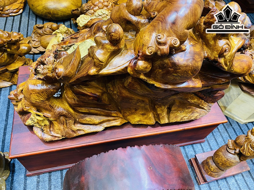 Tượng Phật Di Lặc Gỗ Sụn Hương Ngang 120 Cao 60 Sâu 60 (cm)