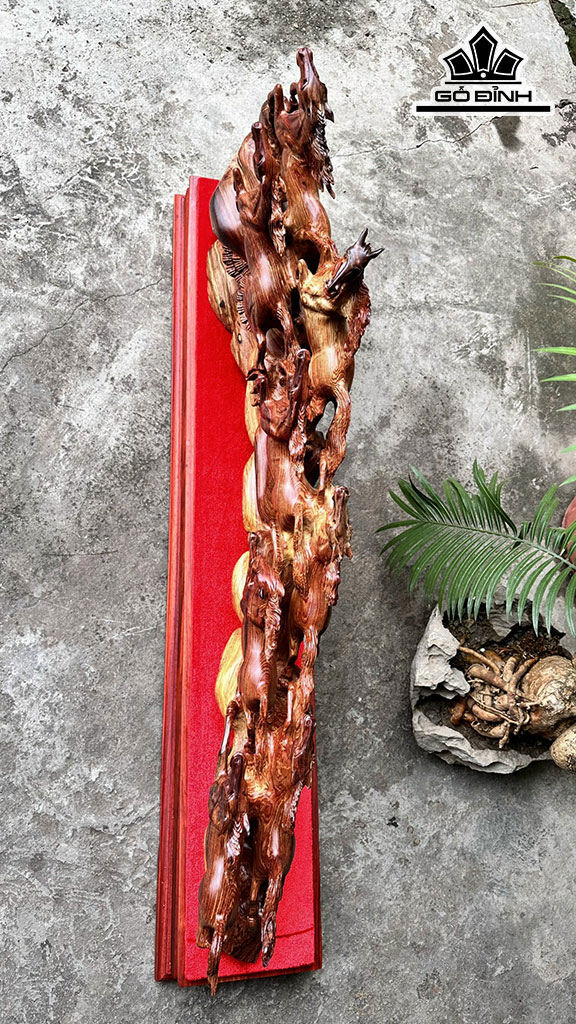 Tượng Bát Mã Gỗ Cẩm Cao 26 Ngang 93 Sâu 12 (cm)