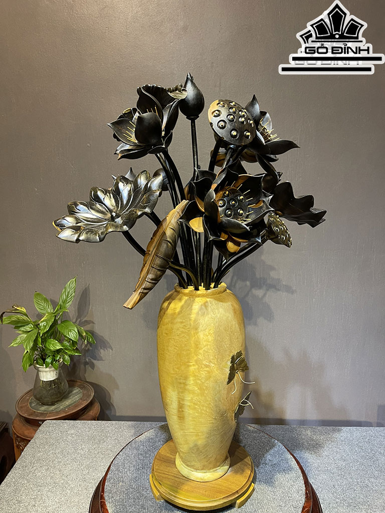 Bình Hoa Sen 17 Bông Gỗ Mun Hoa Cao 40 Đường Kính 18 (cm)