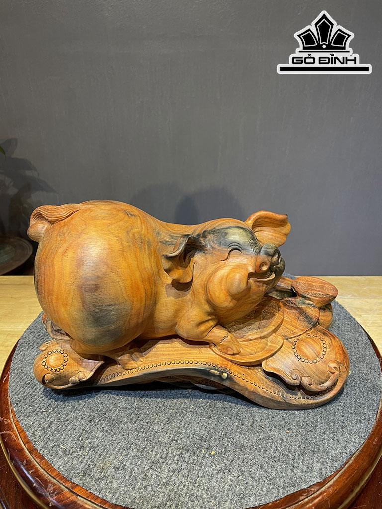 Tượng Heo Gỗ Bách Xanh Cao 19 Ngang 32 Sâu 16 (cm)